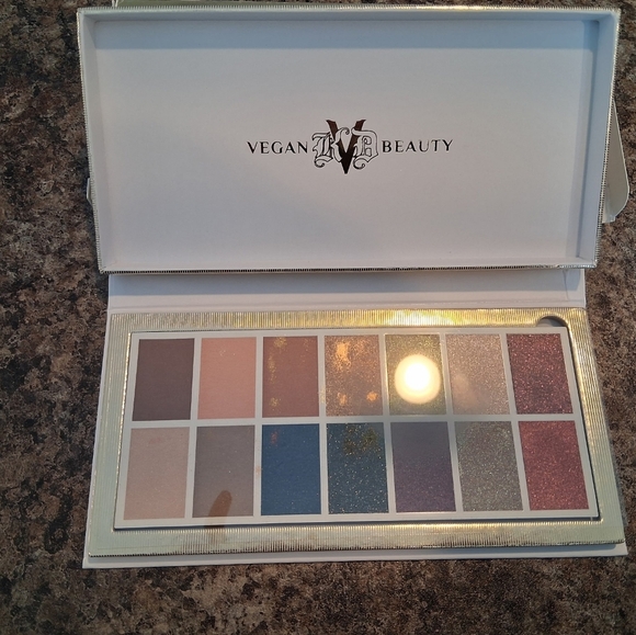 Kat Von D Other - Eyeshadow Palette - Multicolor